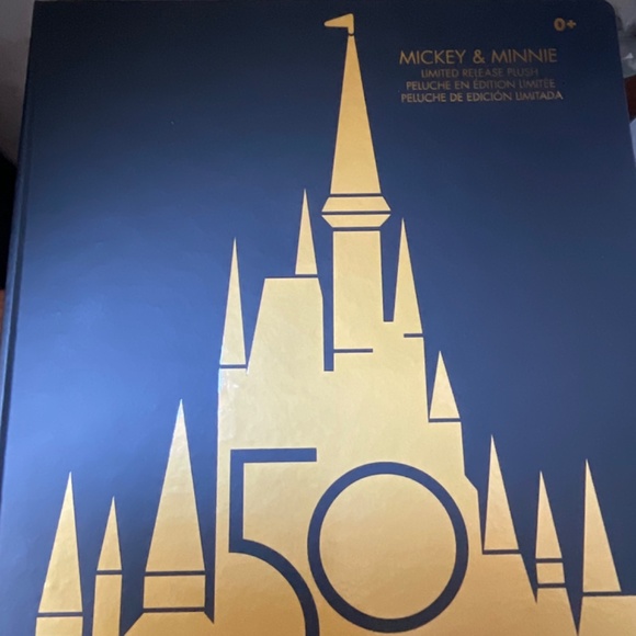 Disney 50th gold luxe plush - Picture 2 of 4